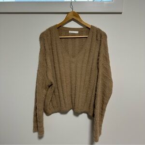 Oak + Fort Fuzzy Cable Knit V-Neck Sweater